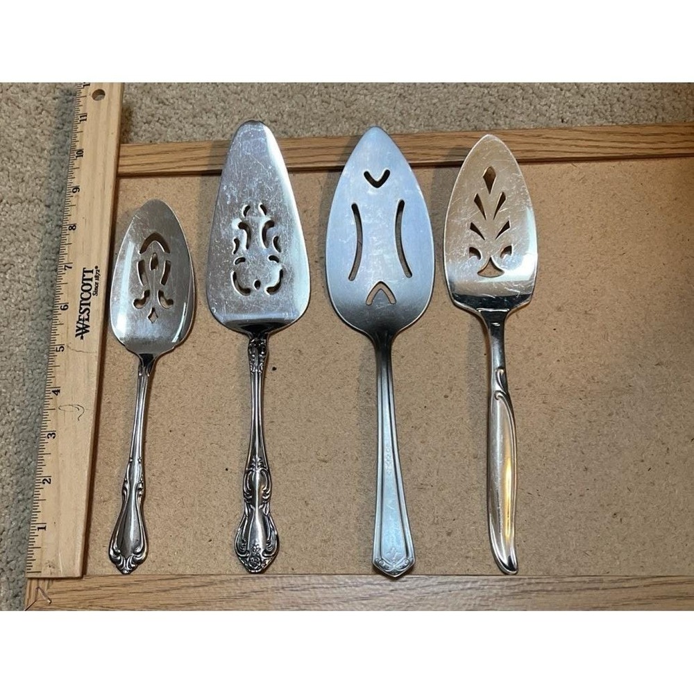 4 Pc Vintage Pie & Cake Server Lot Oneida Wm Rogers Easterling Valhalla MCM